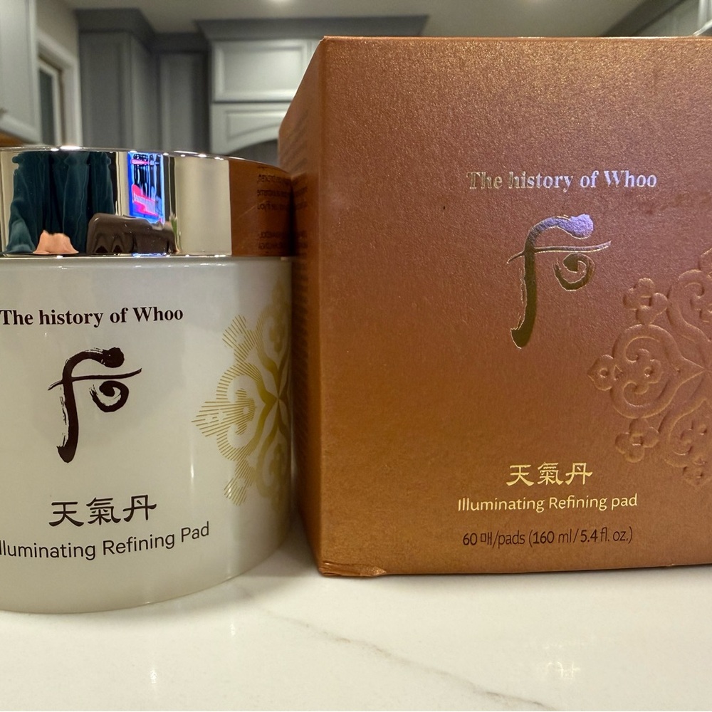 The History of Whoo Cheongidan Illuminating Refining Pad 60 Pads K-Beauty